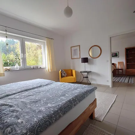 Апартаменты Urlaubsraum Heiligkreuzsteinach