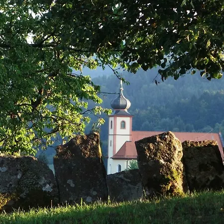 Апартаменты Urlaubsraum Heiligkreuzsteinach